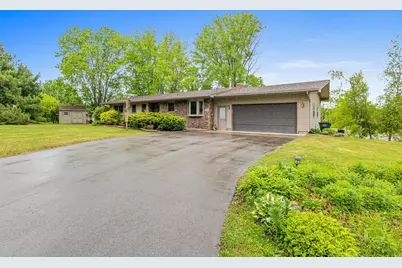 8081 Carmen Avenue, Inver Grove Heights, MN 55076 - Photo 2