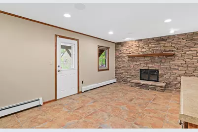 8081 Carmen Avenue, Inver Grove Heights, MN 55076 - Photo 20