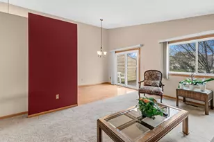 1005 Aston Cir, Burnsville, MN 55337 - Photo 14