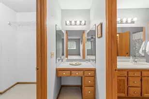 1005 Aston Cir, Burnsville, MN 55337 - Photo 22