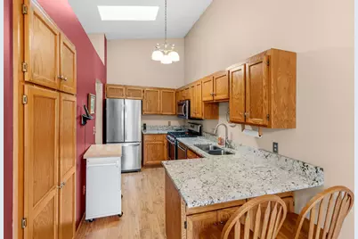 1005 Aston Circle, Burnsville, MN 55337 - Photo 8