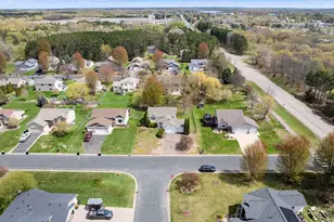 7606 Behm Ln, Lino Lakes, MN 55014 - Photo 4