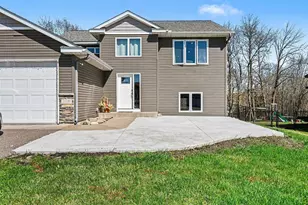 31149 Algonquin Trail, Chisago City, MN 55013 - Photo 4