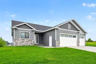 1693 Cherry St E, Mazeppa, MN 55956 - Photo 2