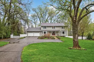 5525 Wedgewood Dr, Excelsior, MN 55331 - Photo 2