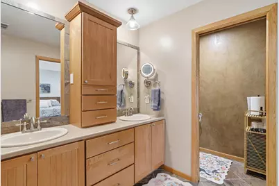 6655 Tanager Lane, Eden Prairie, MN 55346 - Photo 28