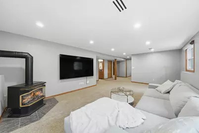 6655 Tanager Lane, Eden Prairie, MN 55346 - Photo 38