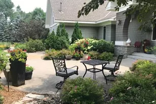 23171 Woodland Ridge Dr, Lakeville, MN 55044 - Photo 4
