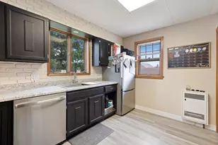 610 11th St S, Virginia, MN 55792 - Photo 12