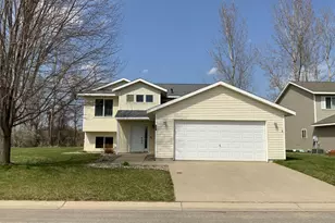 555 Willow Ave, Eden Valley, MN 55329 - Photo 4