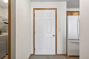 2231 Penn Pl, North Saint Paul, MN 55109 - Photo 16