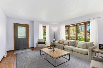2654 Brand Avenue E, Maplewood, MN 55119 - Photo 4
