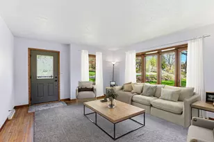2654 Brand Ave E, Maplewood, MN 55119 - Photo 4