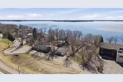 1250 E Shore Drive, Detroit Lakes, MN 56501 - Photo 28