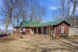 1250 E Shore Dr, Detroit Lakes, MN 56501 - Photo 2