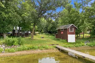 1250 E Shore Dr, Detroit Lakes, MN 56501 - Photo 2