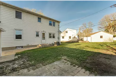 1007 11 1/2 Street SE, Rochester, MN 55904 - Photo 4