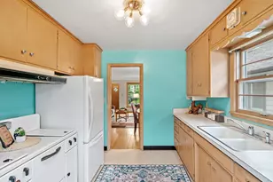 1224 Edmund Ave, Saint Paul, MN 55104 - Photo 12