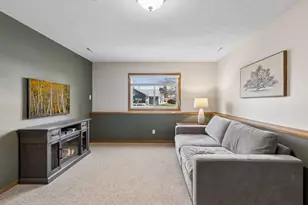 2566 Brittany Ln, Woodbury, MN 55125 - Photo 18
