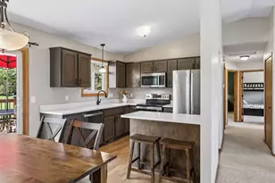 2566 Brittany Ln, Woodbury, MN 55125 - Photo 6