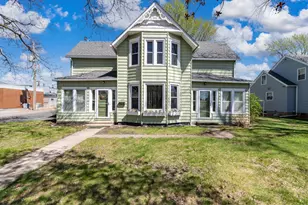 111 S Willow St, Belle Plaine, MN 56011 - Photo 1