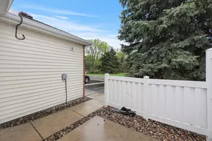 15918 Fjord Ave, Apple Valley, MN 55124 - Photo 28