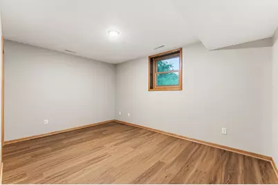 951 W Village Circle SE, Rochester, MN 55904 - Photo 10