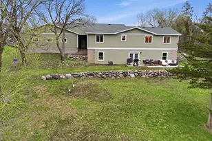 20401 121st St NE, New London, MN 56273 - Photo 10