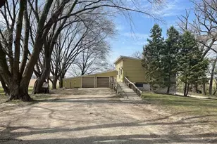 15625 540 Ave, Austin, MN 55912 - Photo 2