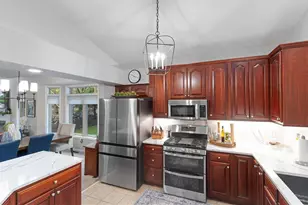 14005 45th Ave N, Plymouth, MN 55446 - Photo 4