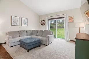 9112 Hamlet Ave S, Cottage Grove, MN 55016 - Photo 12
