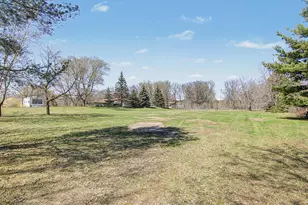 17 Lilac St, Circle Pines, MN 55014 - Photo 2