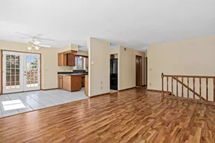 17 Lilac St, Circle Pines, MN 55014 - Photo 6
