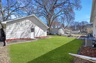 1127 8th Ave S, Fargo,  58103 - Photo 58
