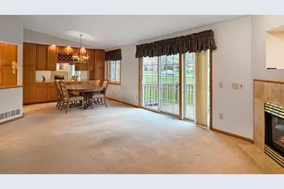 885 Kimberly Lane, Chanhassen, MN 55317 - Photo 4