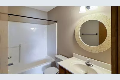 885 Kimberly Lane, Chanhassen, MN 55317 - Photo 20