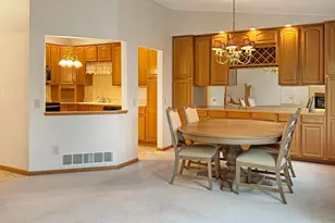 885 Kimberly Ln, Chanhassen, MN 55317 - Photo 6