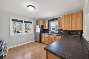 806 Monroe St N, Hudson, WI 54016 - Photo 8