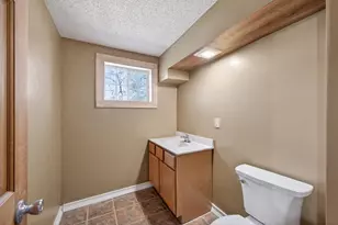 806 Monroe St N, Hudson, WI 54016 - Photo 14