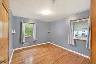 1283 Burke Ave E, Maplewood, MN 55109 - Photo 16