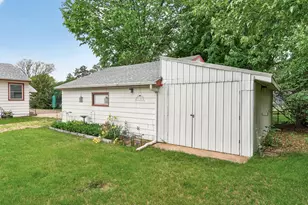 1283 Burke Ave E, Maplewood, MN 55109 - Photo 26