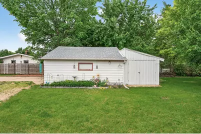 1283 Burke Avenue E, Maplewood, MN 55109 - Photo 2