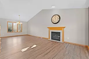 413 Georgetown Dr SE, Stewartville, MN 55976 - Photo 6