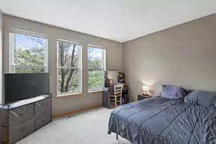 150 E Burnsville Pkwy, Burnsville, MN 55337 - Photo 18