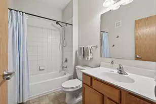 150 E Burnsville Pkwy, Burnsville, MN 55337 - Photo 20