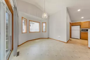 949 Rice St, Faribault, MN 55021 - Photo 24