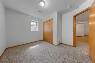 949 Rice St, Faribault, MN 55021 - Photo 38