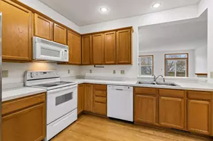 15156 Dundee Ave, Apple Valley, MN 55124 - Photo 12