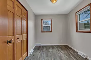 110 7th St S, Sauk Rapids, MN 56379 - Photo 12