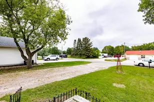 1009 18th Ave N, Moorhead, MN 56560 - Photo 6